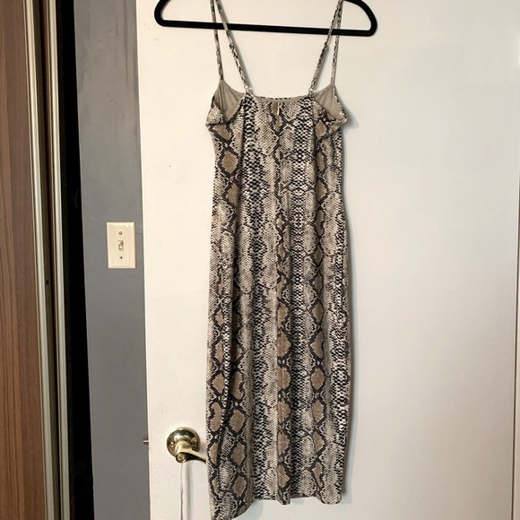 Snakeskin print dress, worn once excellent condition bought at Simons - Picture 2 of 4